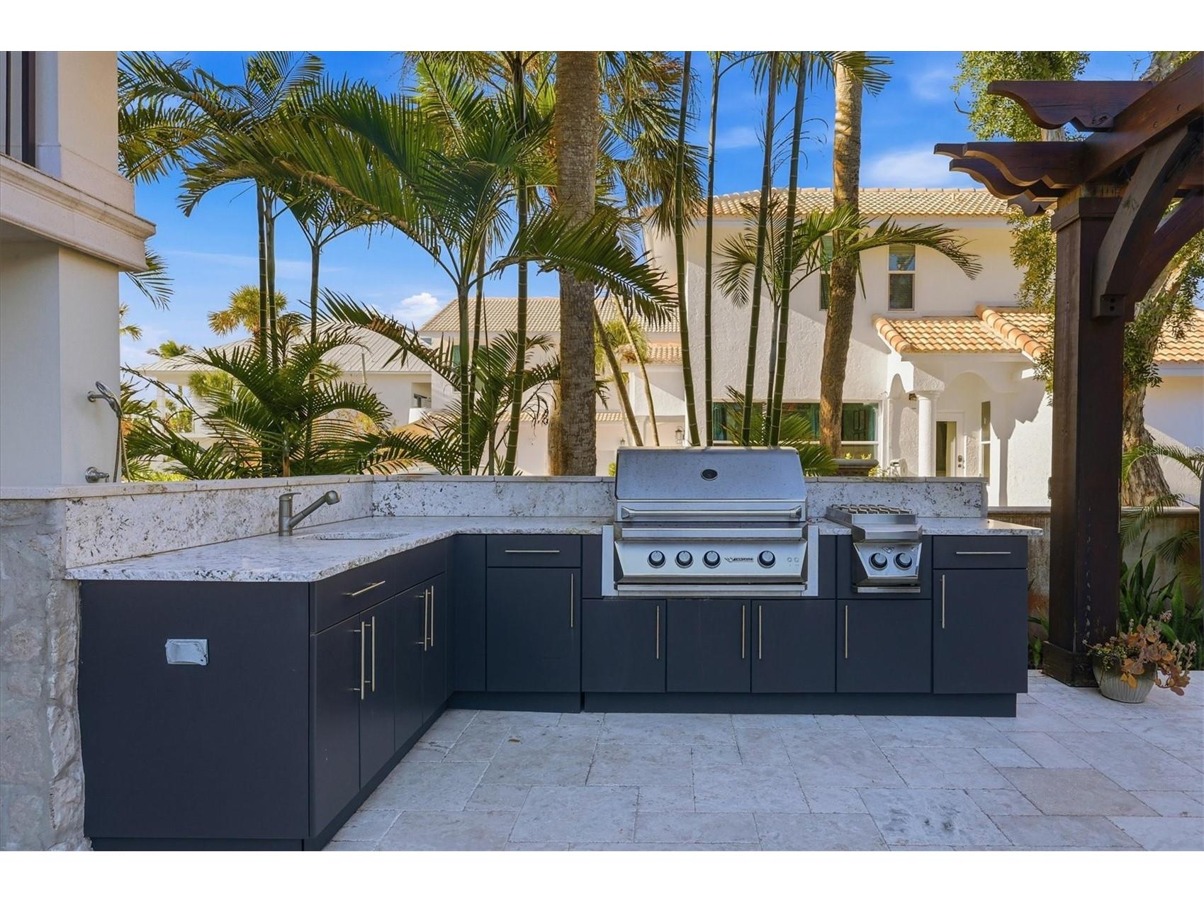 3210 Casey Key Road Nokomis FL 34275 - GULF AND BLACKBURN BAY A4679136 image60