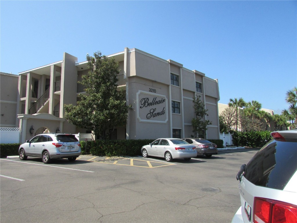 3210 Gulf Boulevard #301 Belleair Beach FL 33786 - GULF OF MEXICO TB8401064 image17