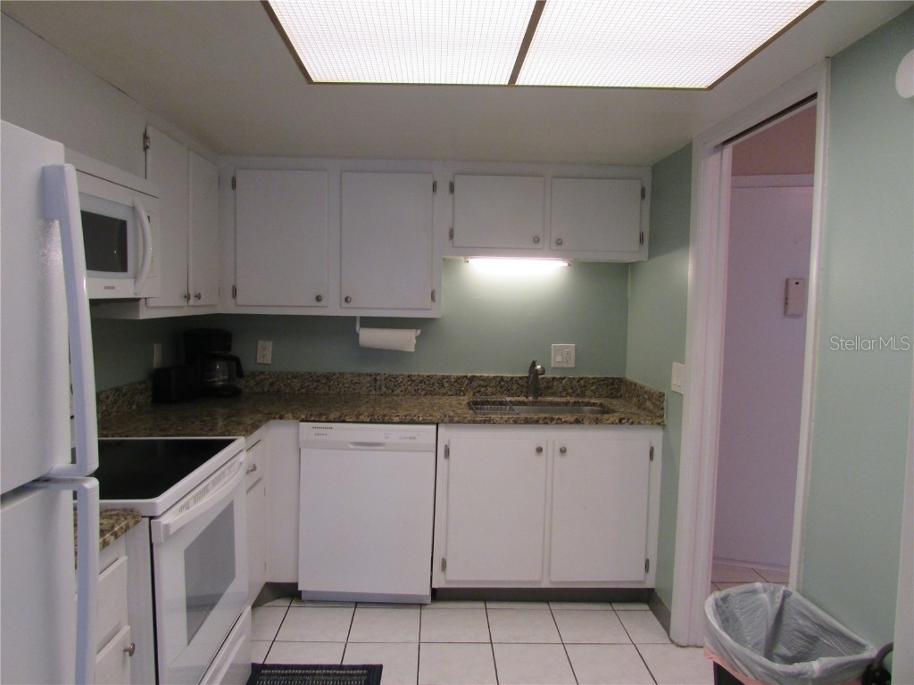 3210 Gulf Boulevard #301 Belleair Beach FL 33786 - GULF OF MEXICO TB8401064 image4