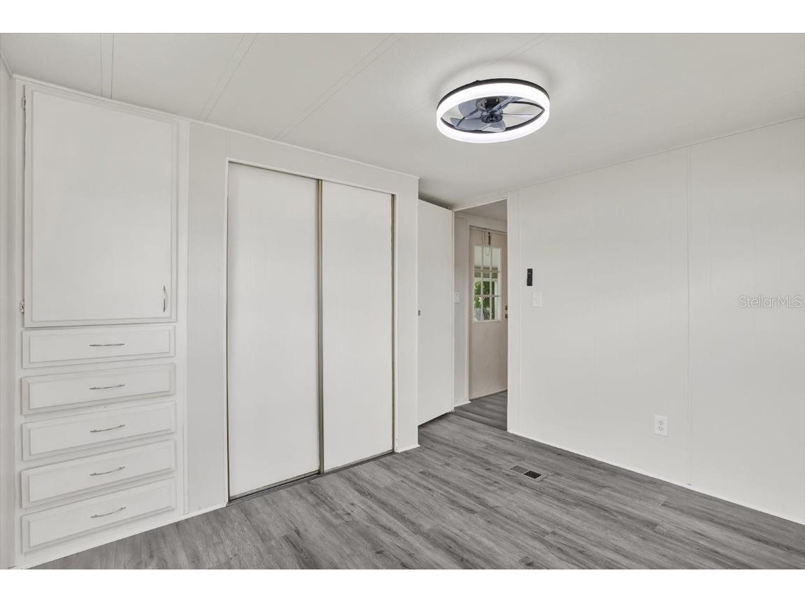 3210 Hampshire Drive Holiday FL 34690 TB8387062 image17