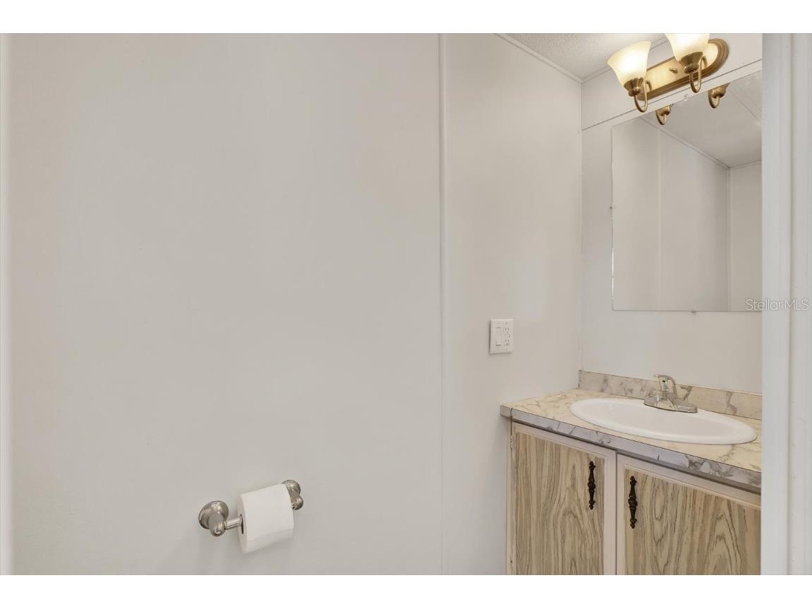 3210 Hampshire Drive Holiday FL 34690 TB8387062 image18