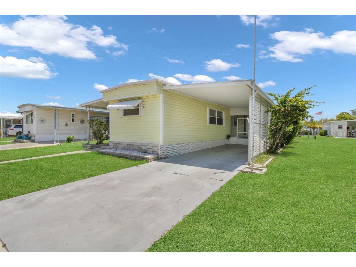 3210 Hampshire Drive Holiday FL 34690 TB8387062 image2