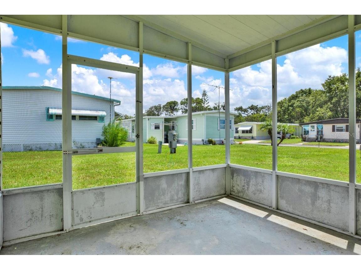 3210 Hampshire Drive Holiday FL 34690 TB8387062 image24