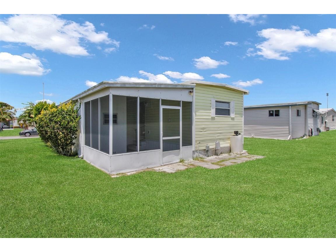 3210 Hampshire Drive Holiday FL 34690 TB8387062 image27