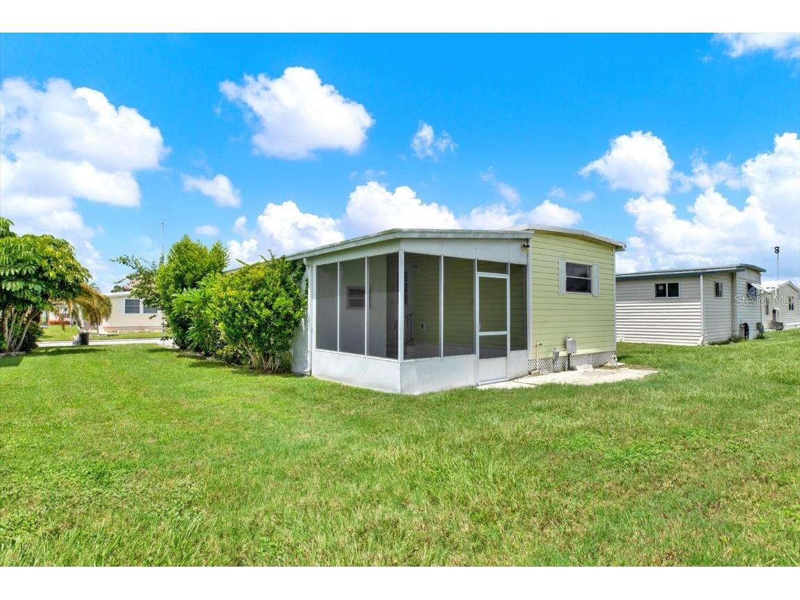 3210 Hampshire Drive Holiday FL 34690 TB8387062 image28