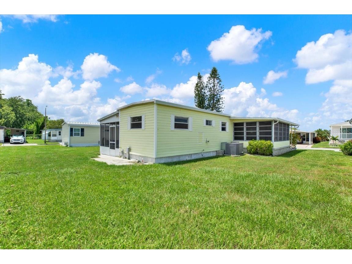 3210 Hampshire Drive Holiday FL 34690 TB8387062 image29