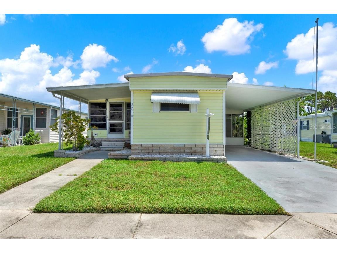 3210 Hampshire Drive Holiday FL 34690 TB8387062 image3