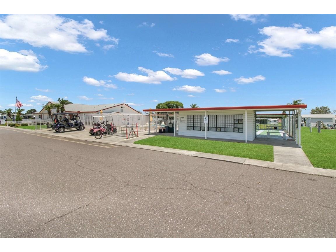 3210 Hampshire Drive Holiday FL 34690 TB8387062 image34