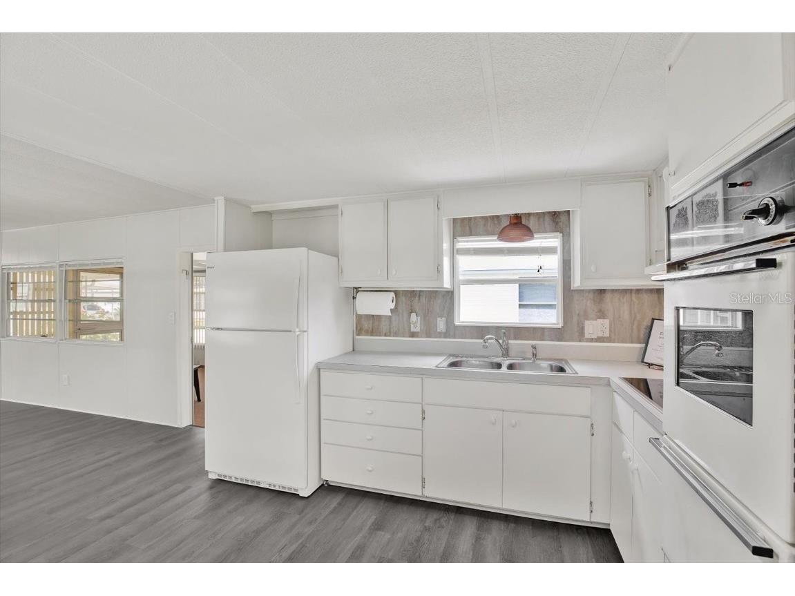 3210 Hampshire Drive Holiday FL 34690 TB8387062 image5