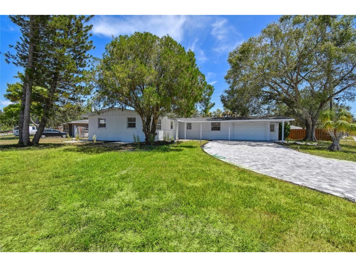 3210 Jolson Drive Sarasota FL 34237 A4579764 image1