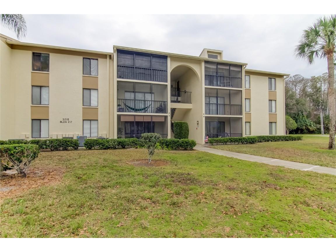 3210 Lake Pine Way E #F1 Tarpon Springs FL 34688 U8227008 image1