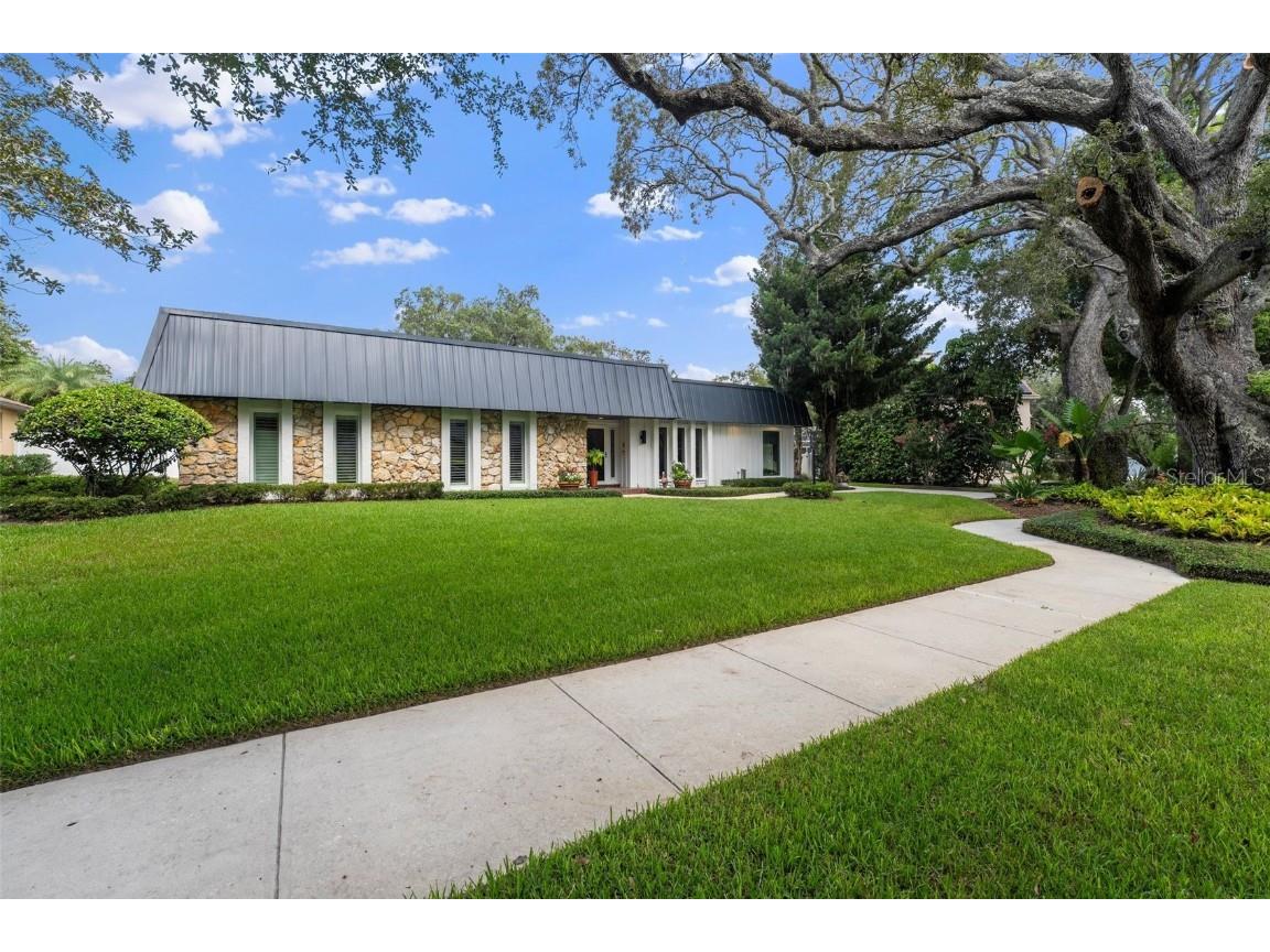3210 Stonewood Court Orlando FL 32806 O6226629 image1