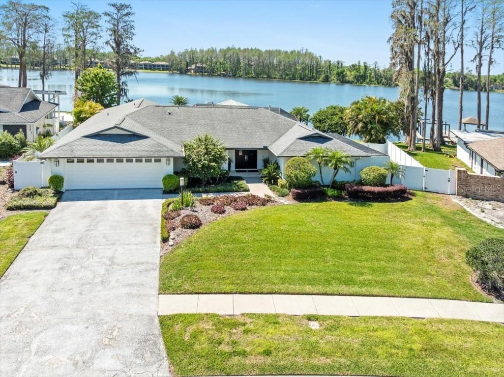 3210 Stoneybrook Lane Tampa FL 33618 - Lake Ellen TB8366738 image1