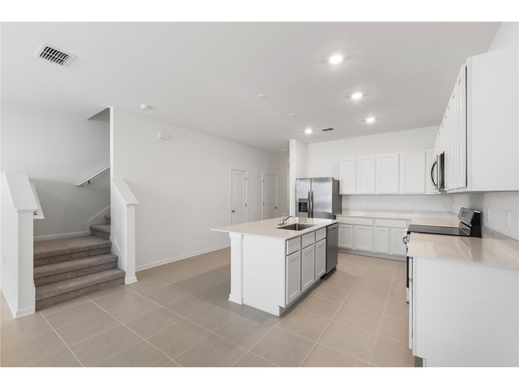 3210 Watts Terrace Davenport FL 33837 O6397859 image3