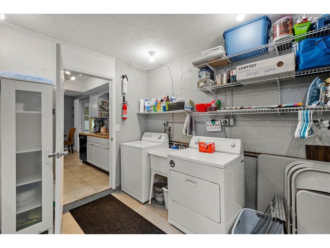 3210 Wood Street Sarasota FL 34237 A4564469 image36