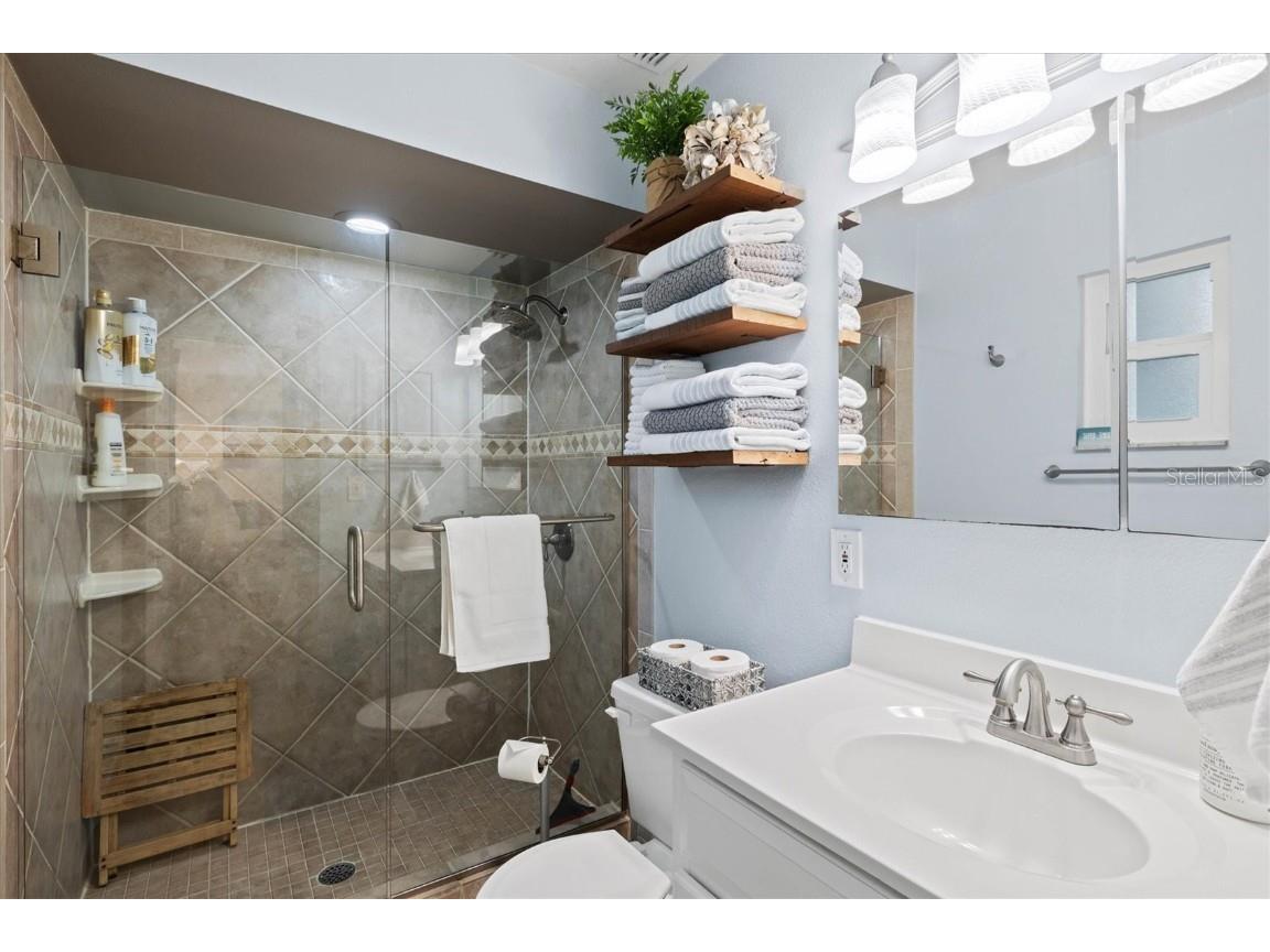 3210 Wood Street Sarasota FL 34237 A4564469 image40