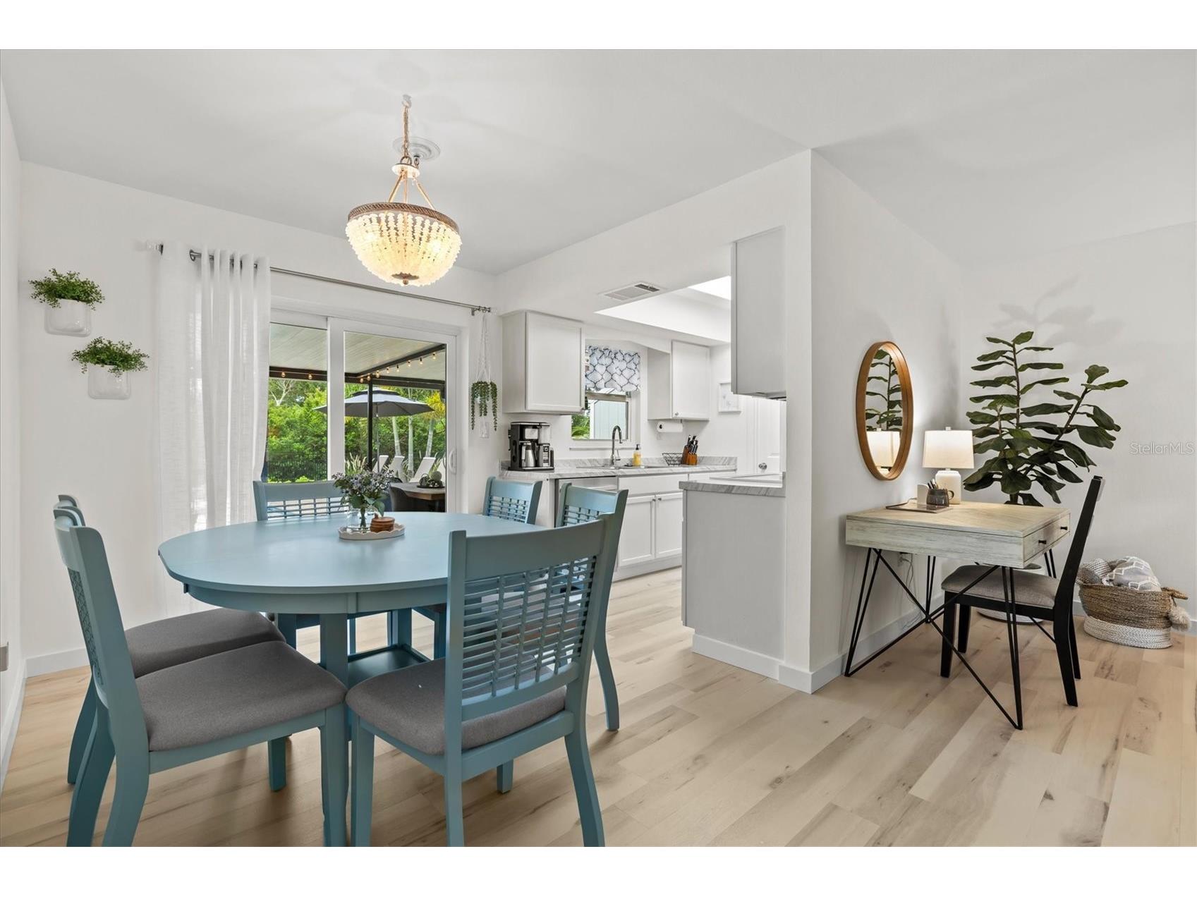 3210 Wood Street Sarasota FL 34237 A4564469 image15