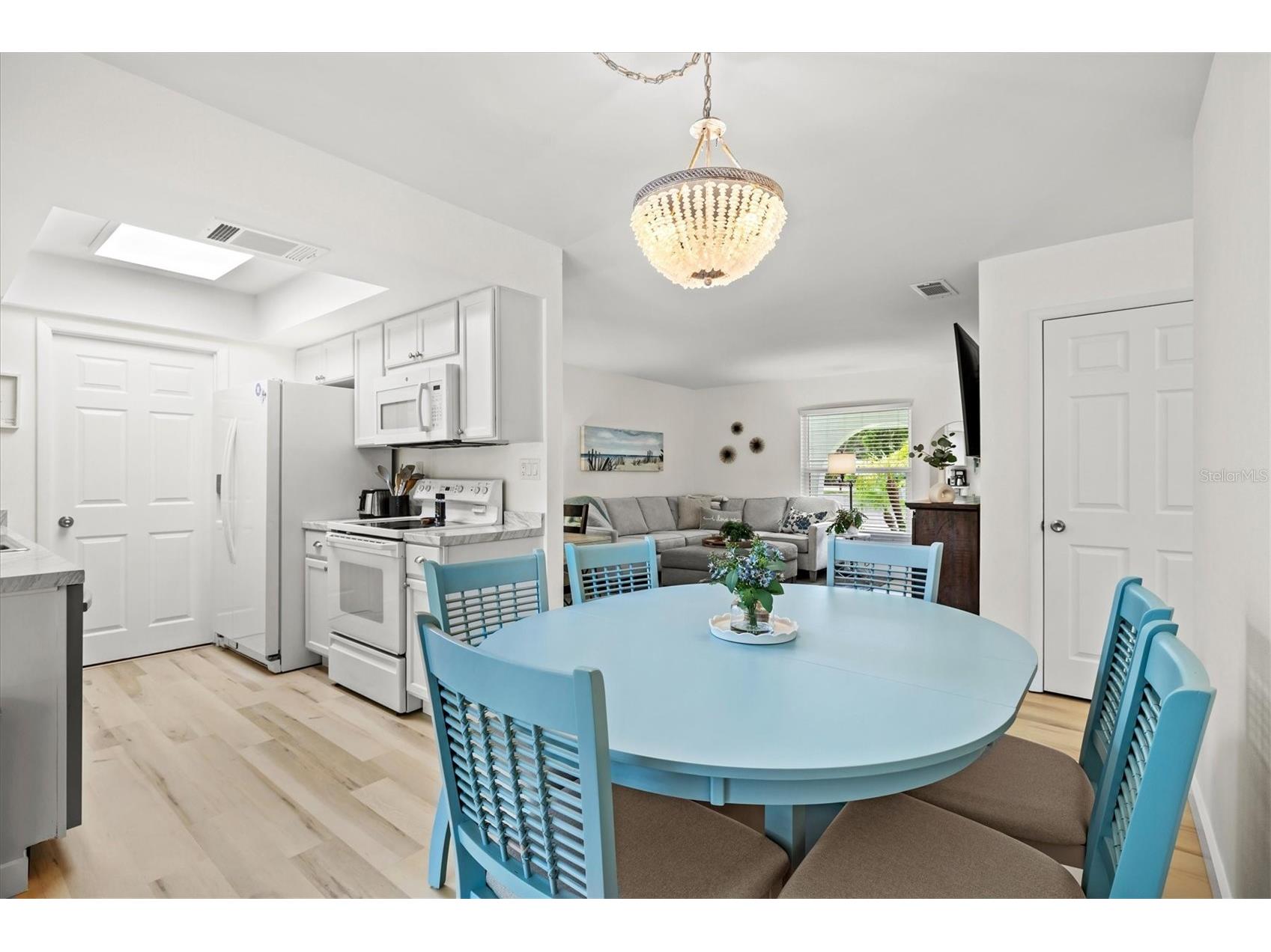 3210 Wood Street Sarasota FL 34237 A4564469 image16