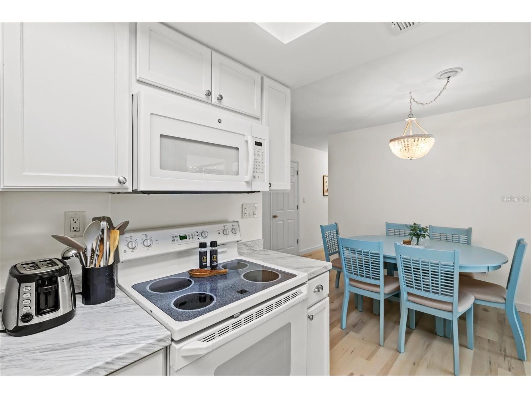 3210 Wood Street Sarasota FL 34237 A4564469 image20