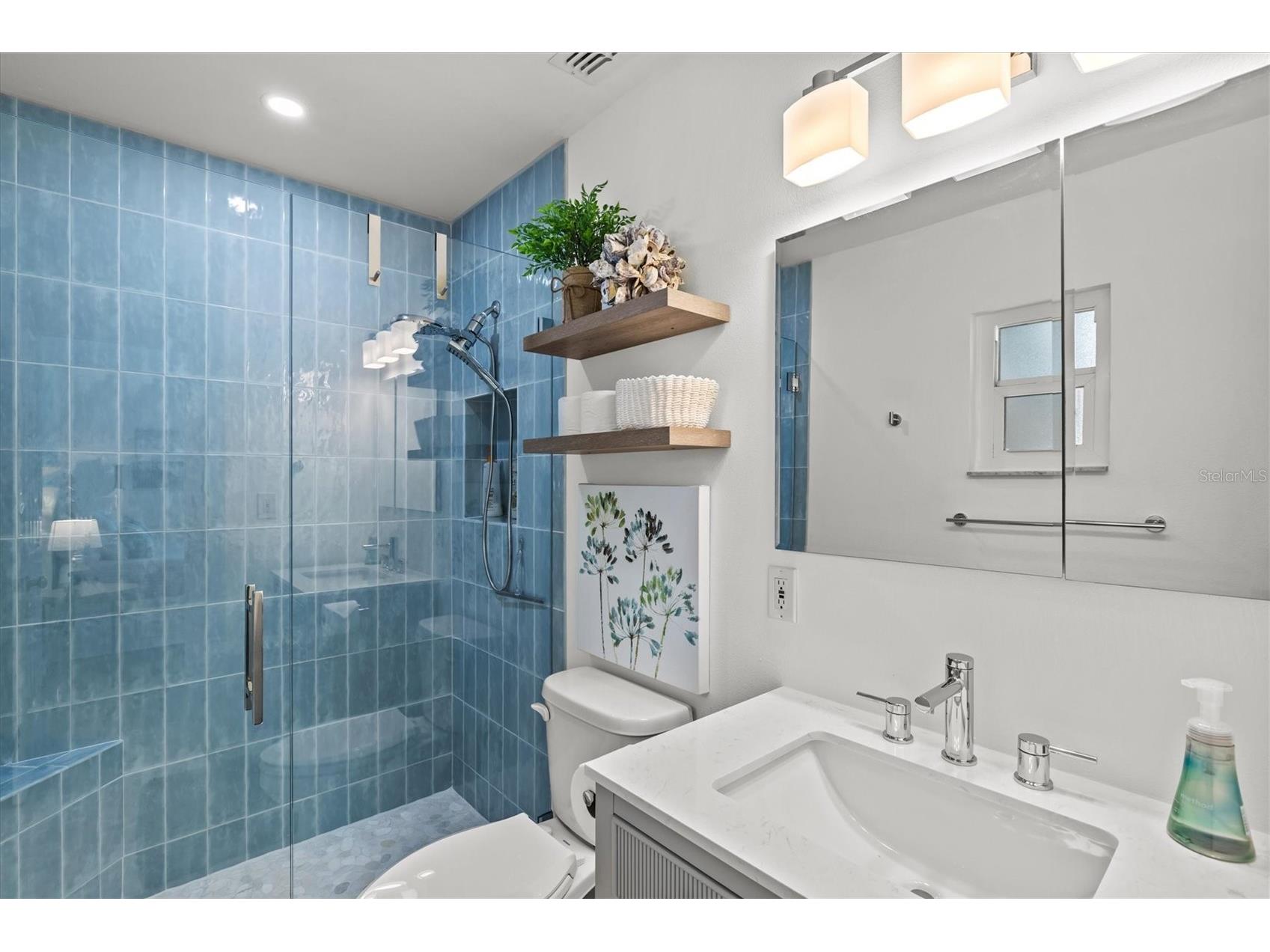 3210 Wood Street Sarasota FL 34237 A4564469 image24