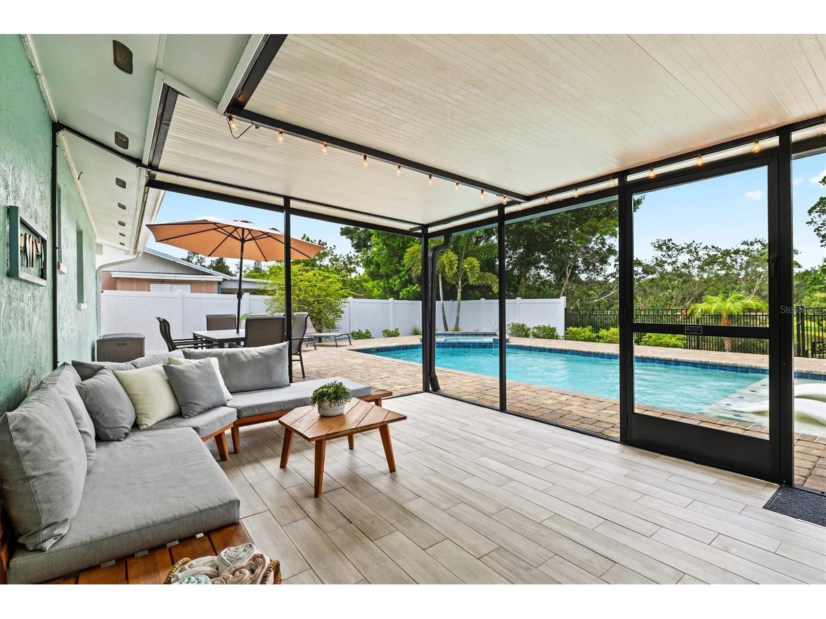 3210 Wood Street Sarasota FL 34237 A4564469 image35