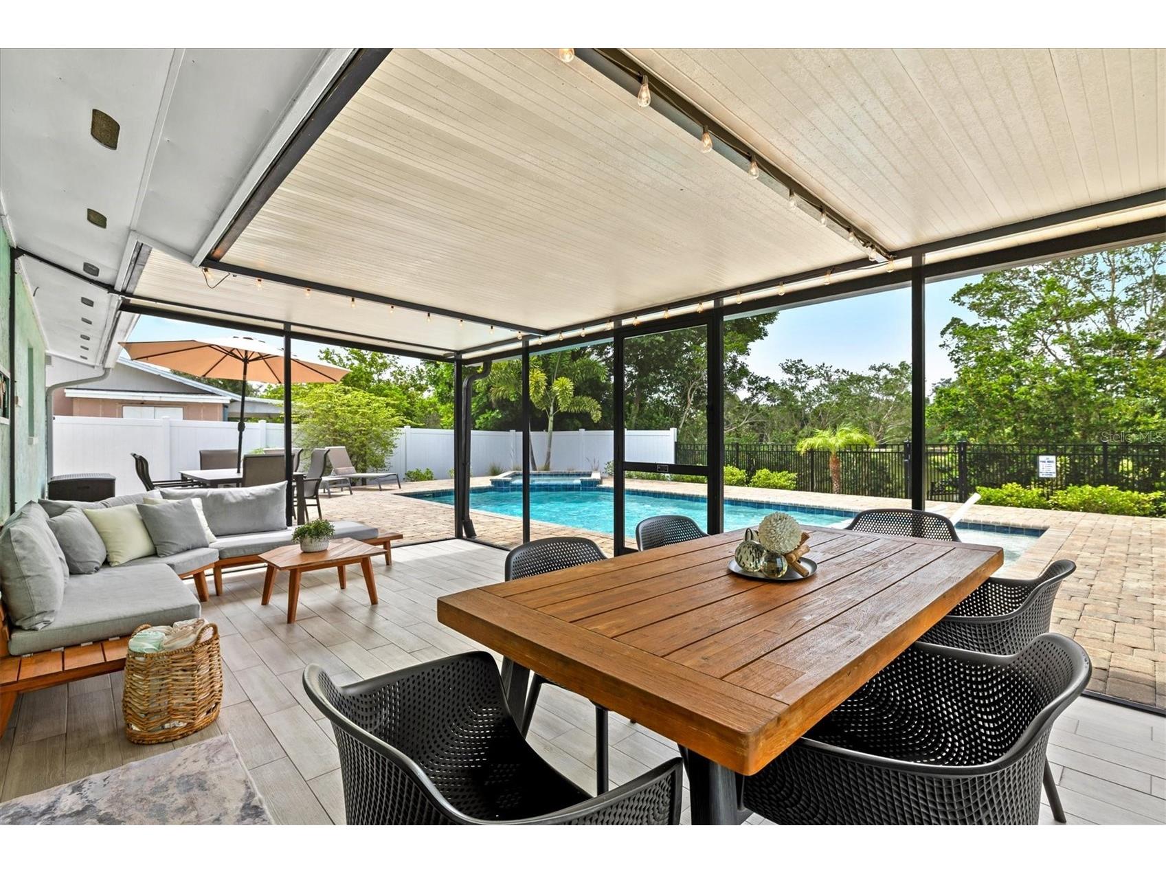 3210 Wood Street Sarasota FL 34237 A4564469 image44