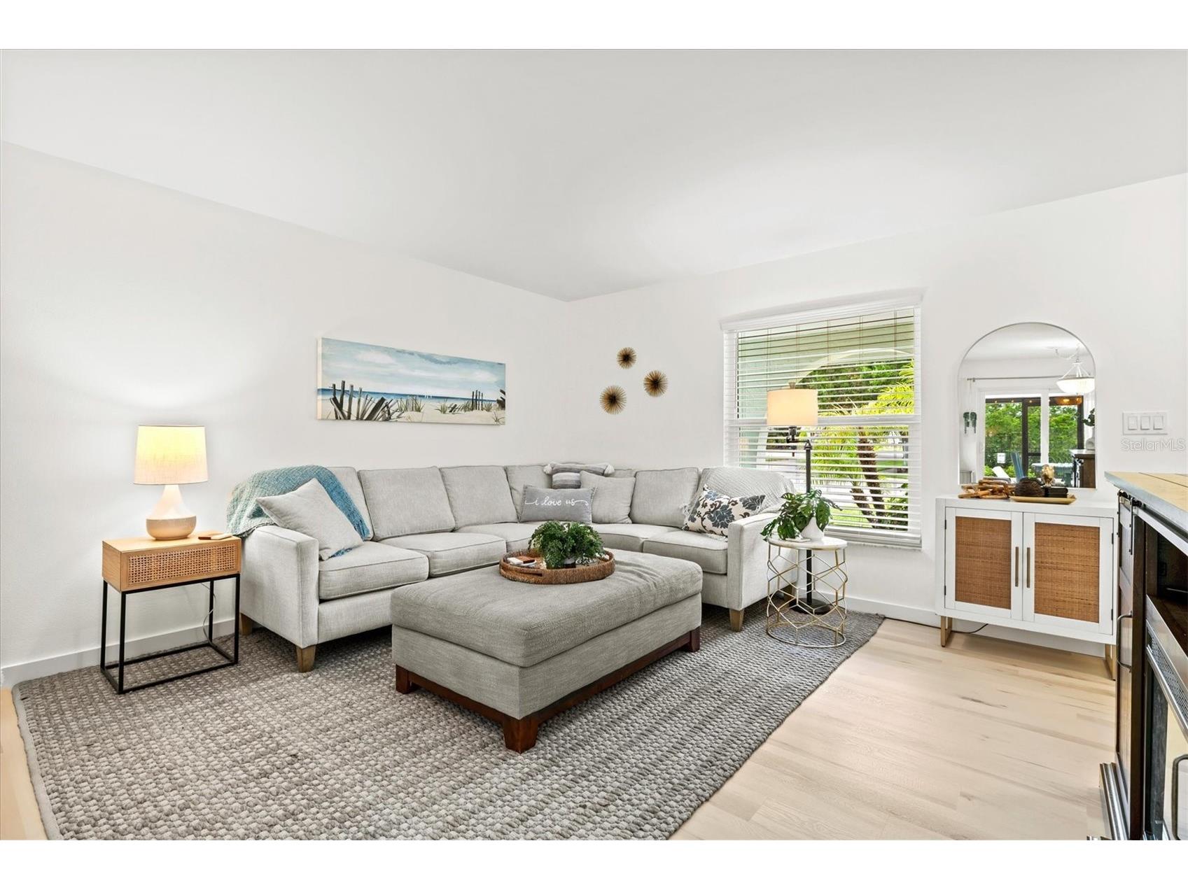 3210 Wood Street Sarasota FL 34237 A4564469 image6