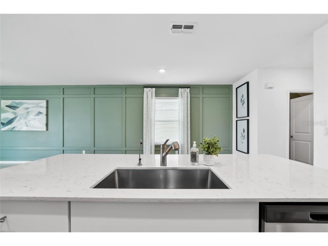 32109 Hawthorne Cottage Place San Antonio FL 33576 TB8406475 image12