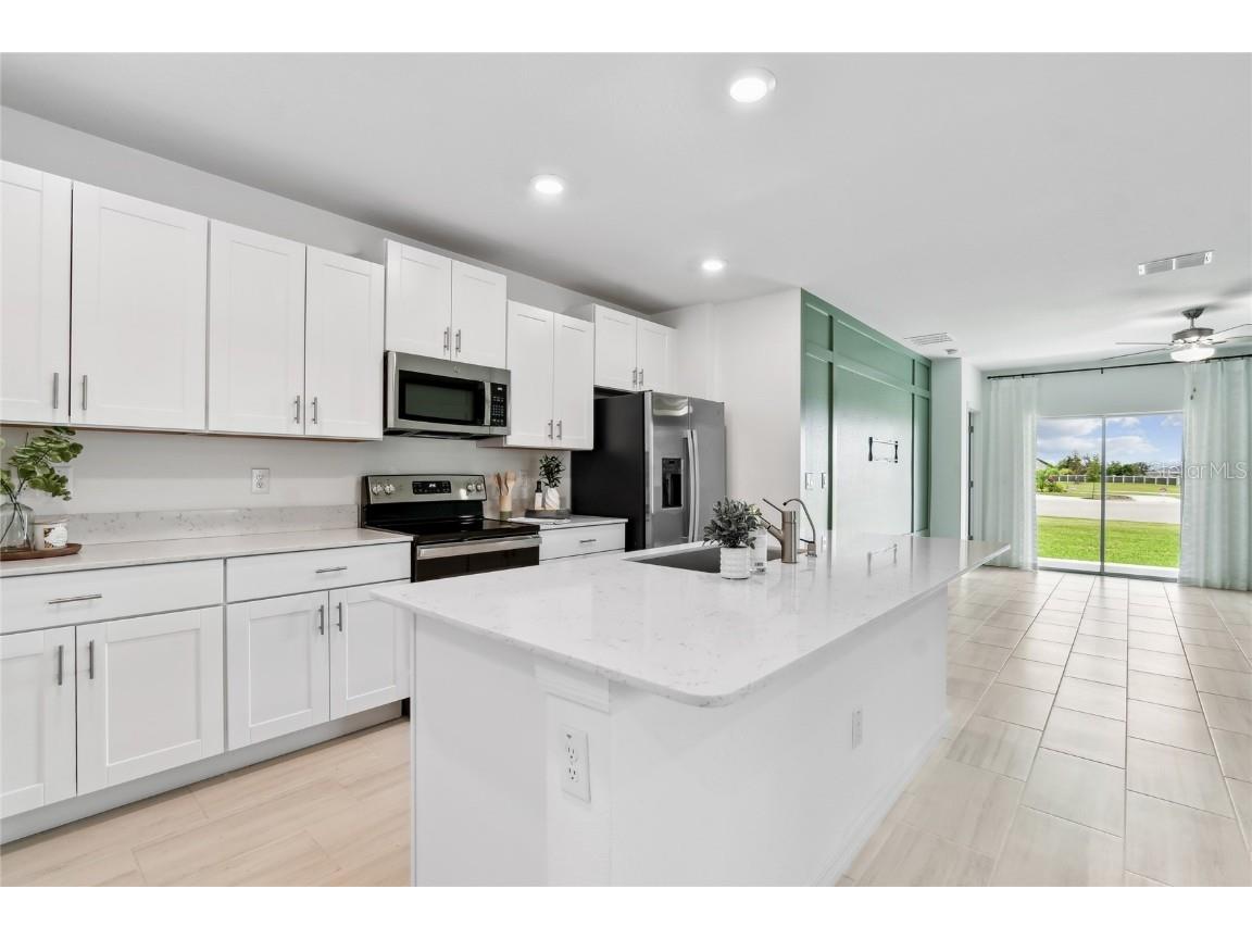 32109 Hawthorne Cottage Place San Antonio FL 33576 TB8406475 image6