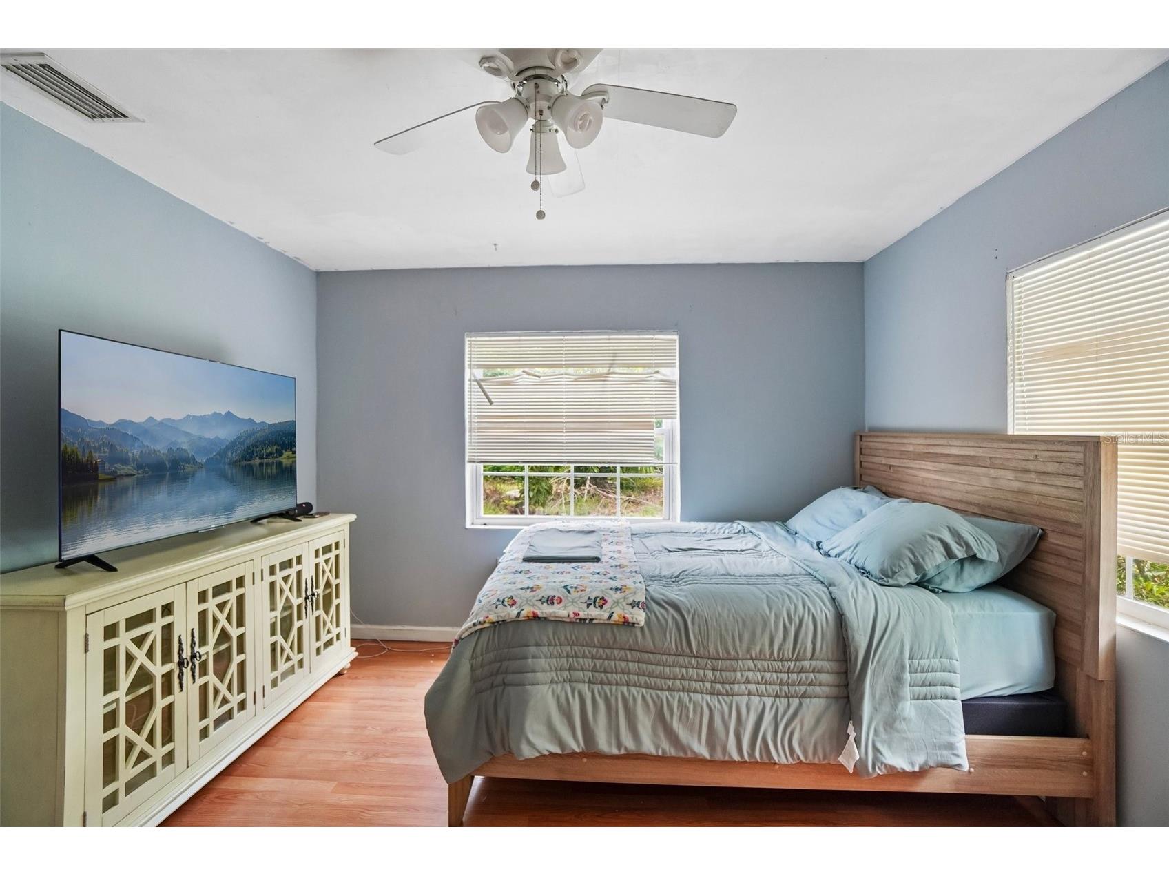 3211 30th Street N Saint Petersburg FL 33713 TB8518698 image13