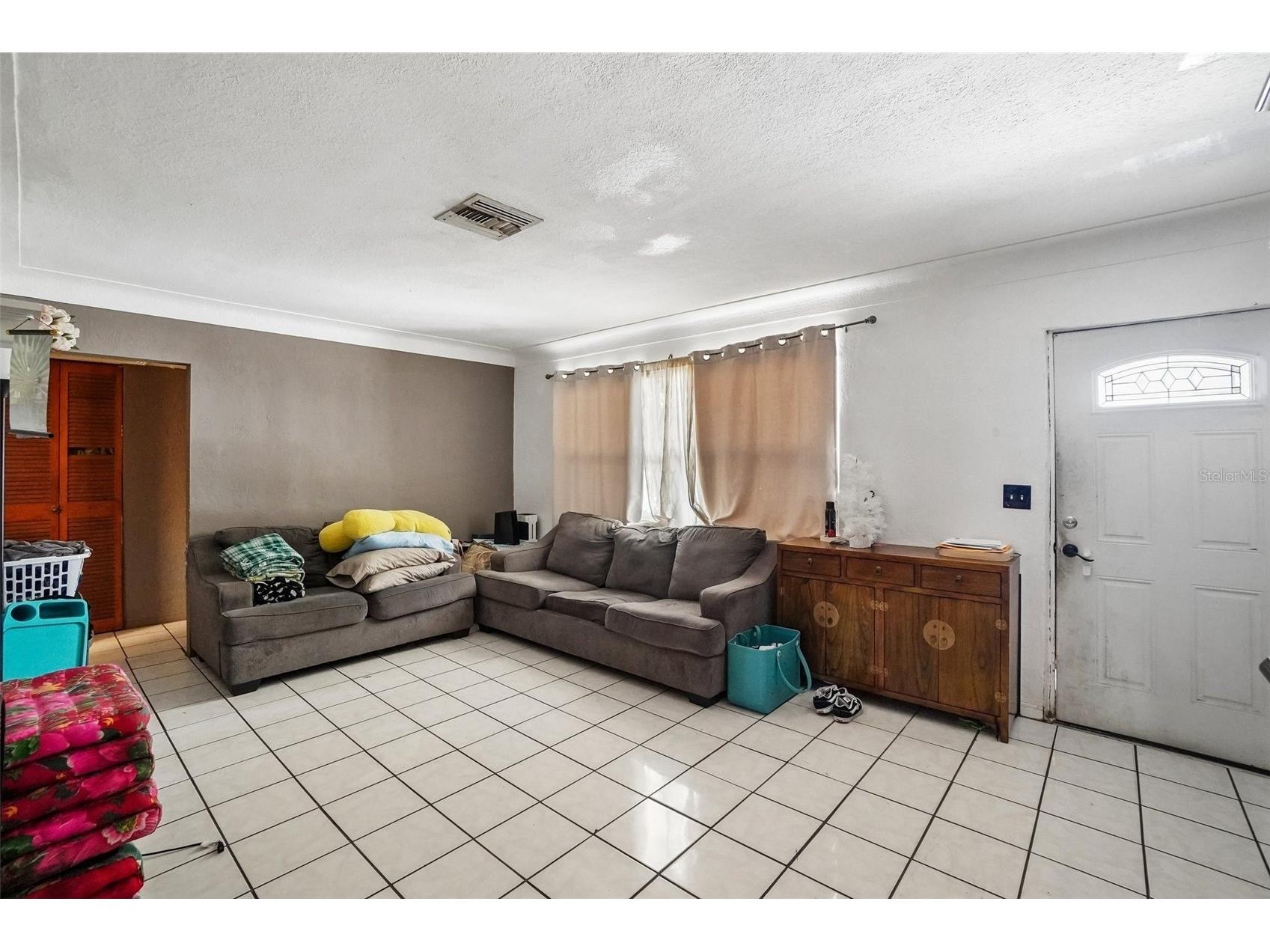 3211 30th Street N Saint Petersburg FL 33713 TB8518698 image2