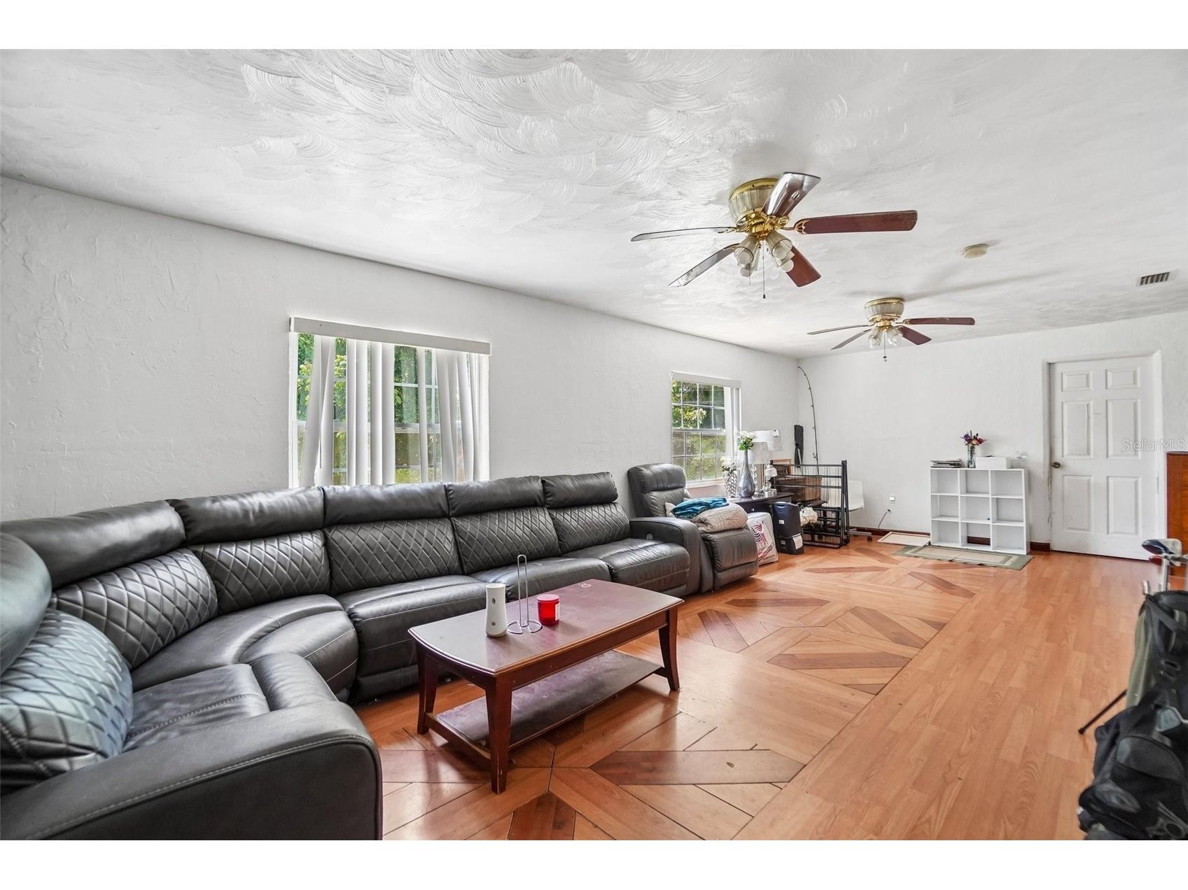 3211 30th Street N Saint Petersburg FL 33713 TB8518698 image3