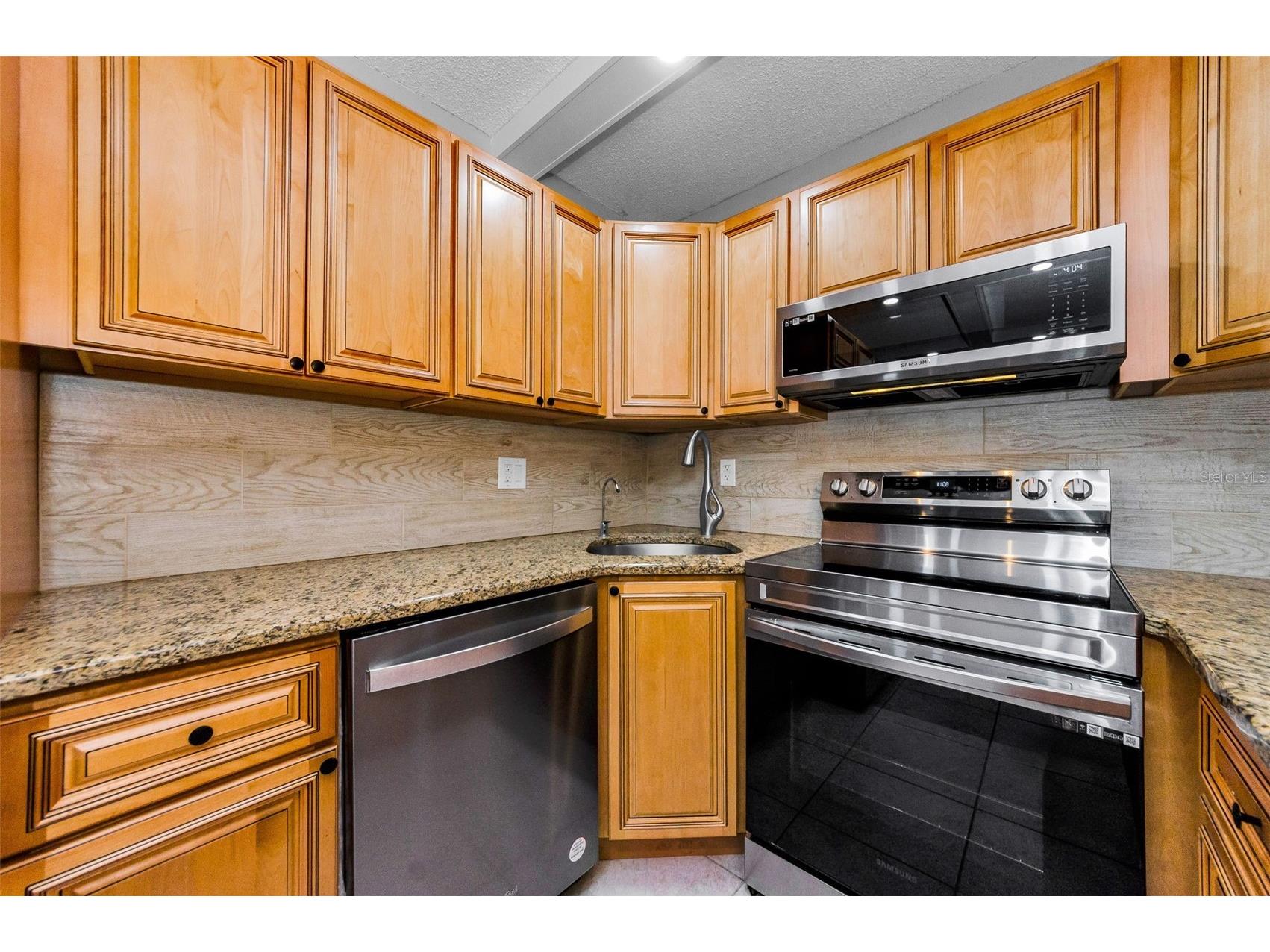 3211 Lake Pine Way E #H1 Tarpon Springs FL 34688 TB8432052 image11