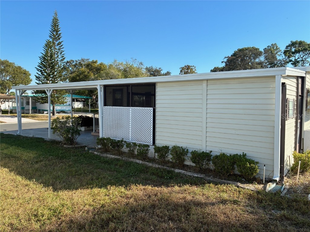 3211 Lanark Drive Holiday FL 34690 W7881063 image4