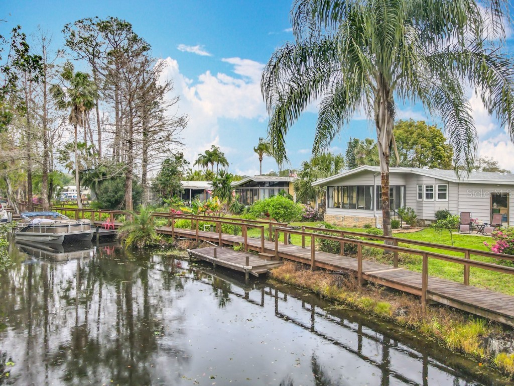 3211 Myakka River Road Tavares FL 32778 - LAKE HARRIS G5094123 image1