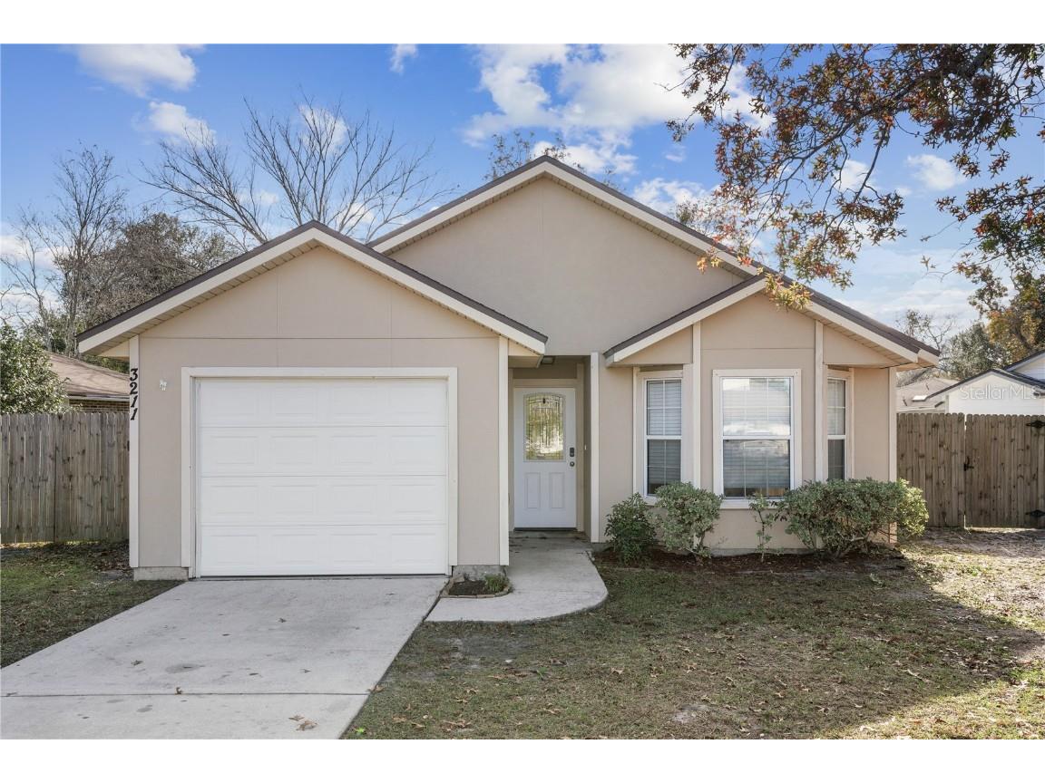 3211 Ryans Court Green Cove Springs FL 32043 TB8384533 image1