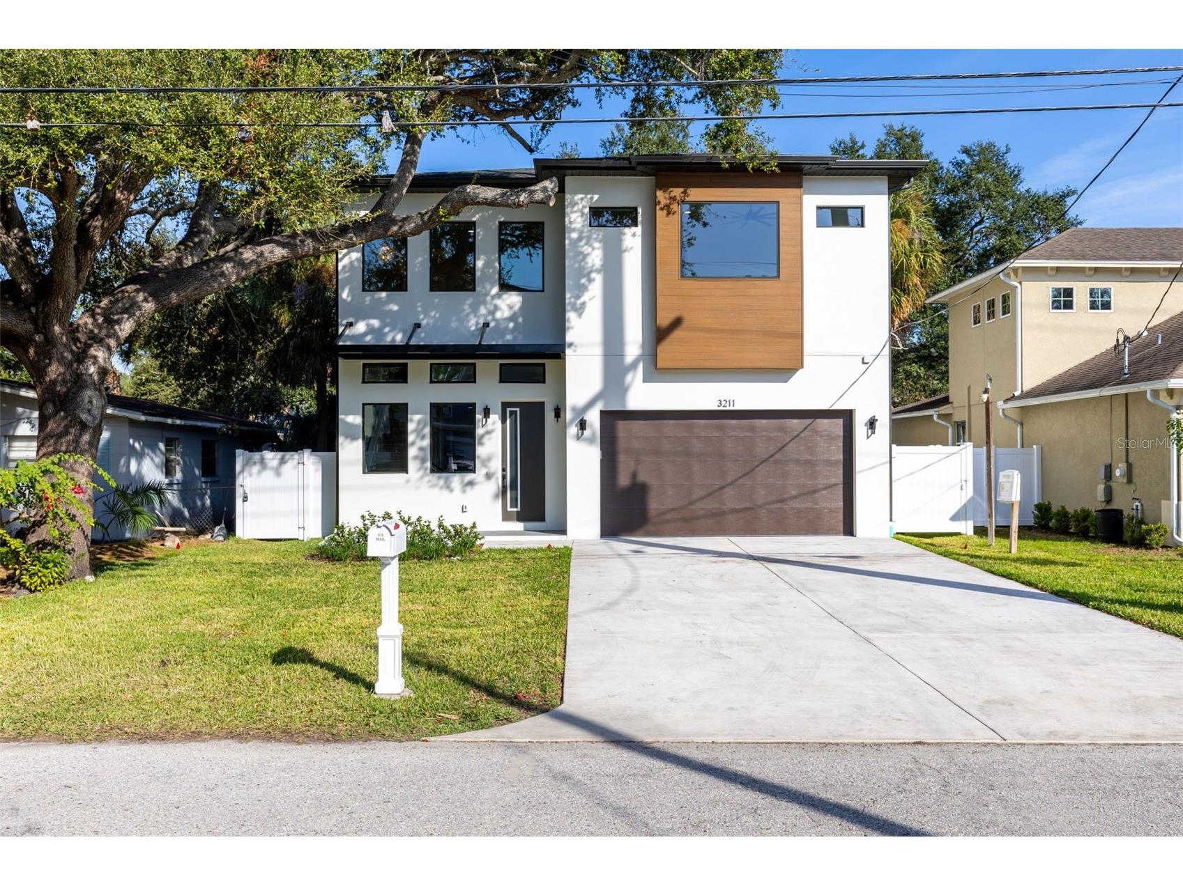 3211 W Ballast Point Boulevard Tampa FL 33611 TB8450249 image1