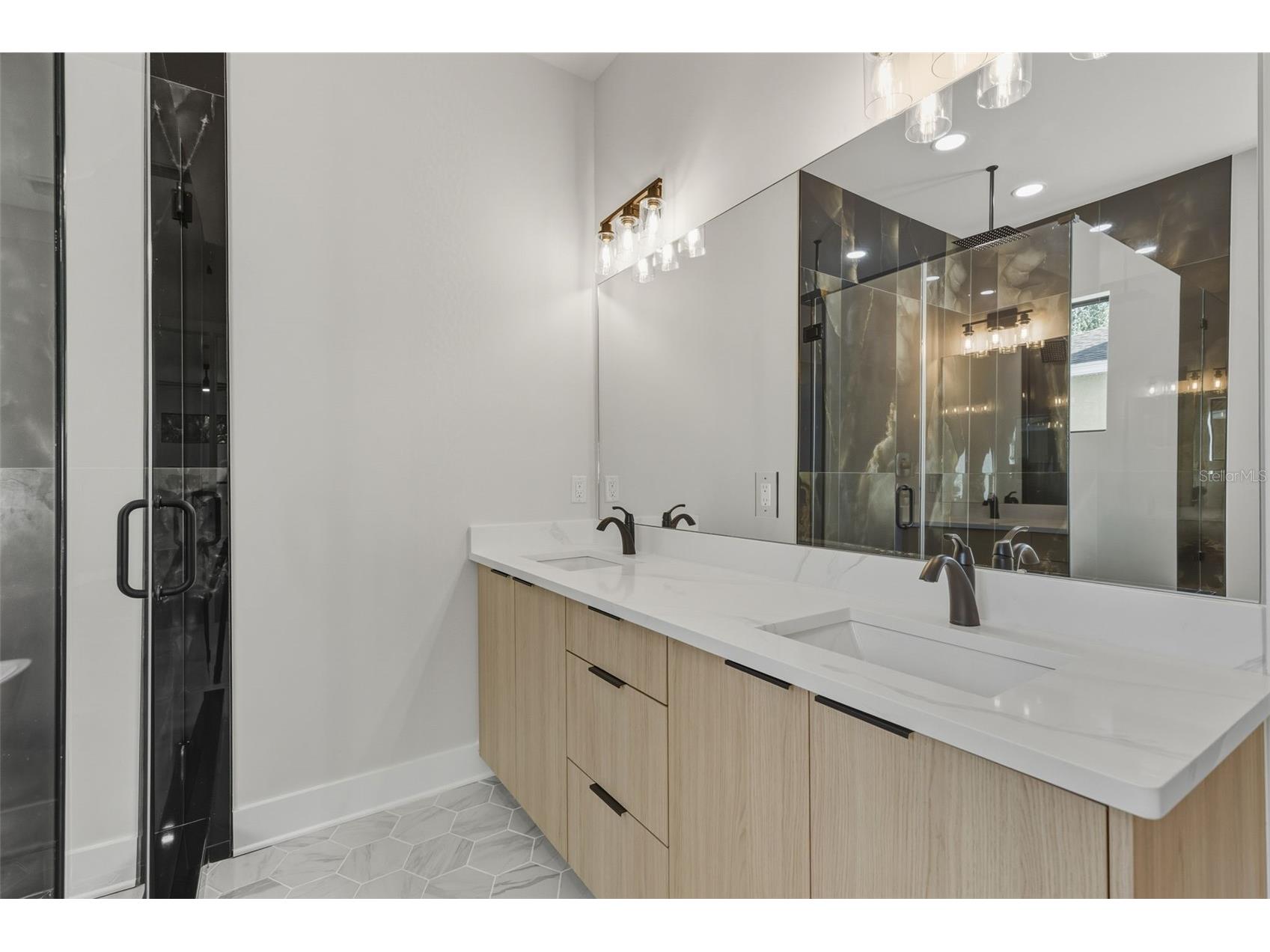 3211 W Ballast Point Boulevard Tampa FL 33611 TB8450249 image15