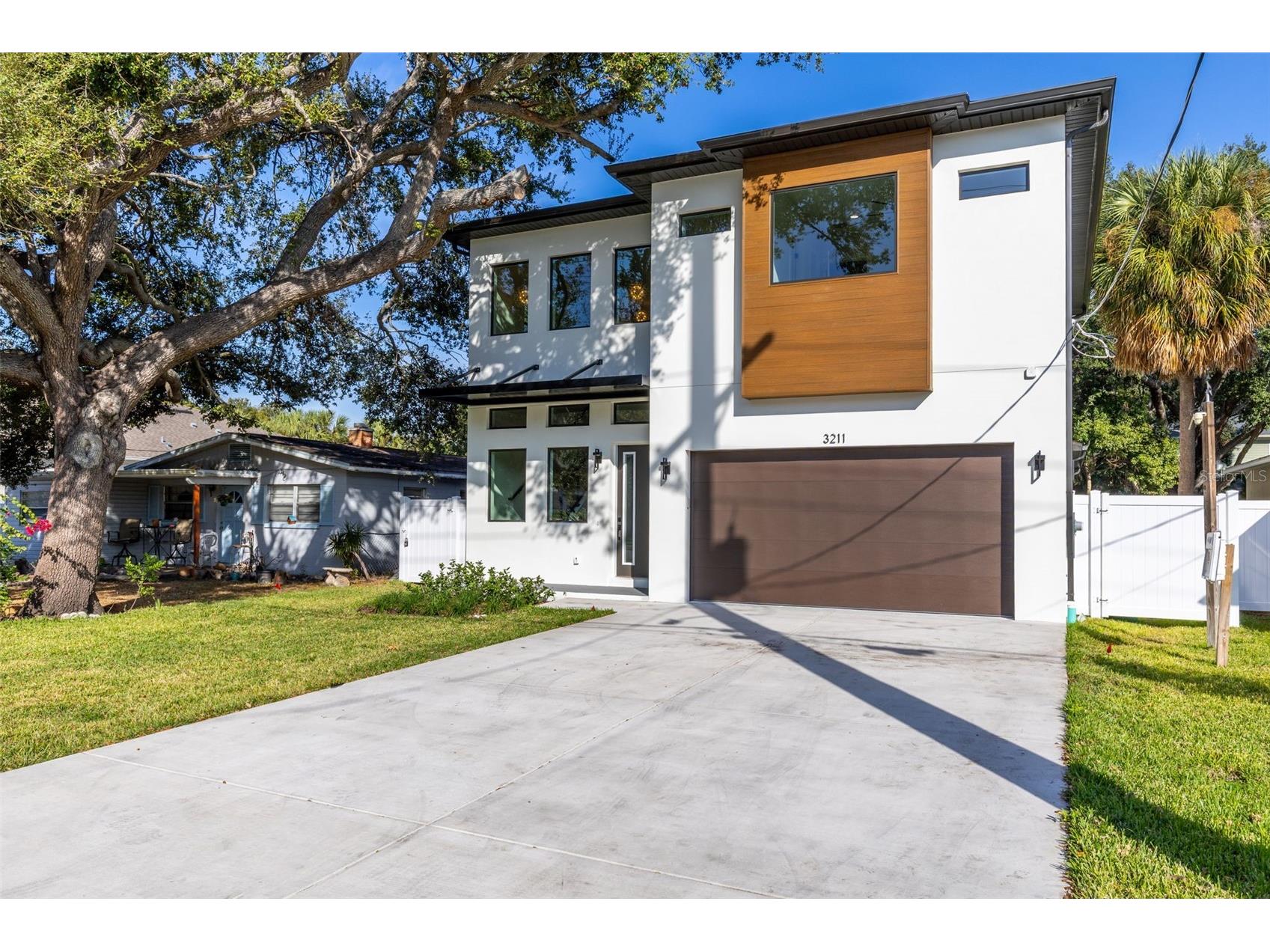 3211 W Ballast Point Boulevard Tampa FL 33611 TB8450249 image2