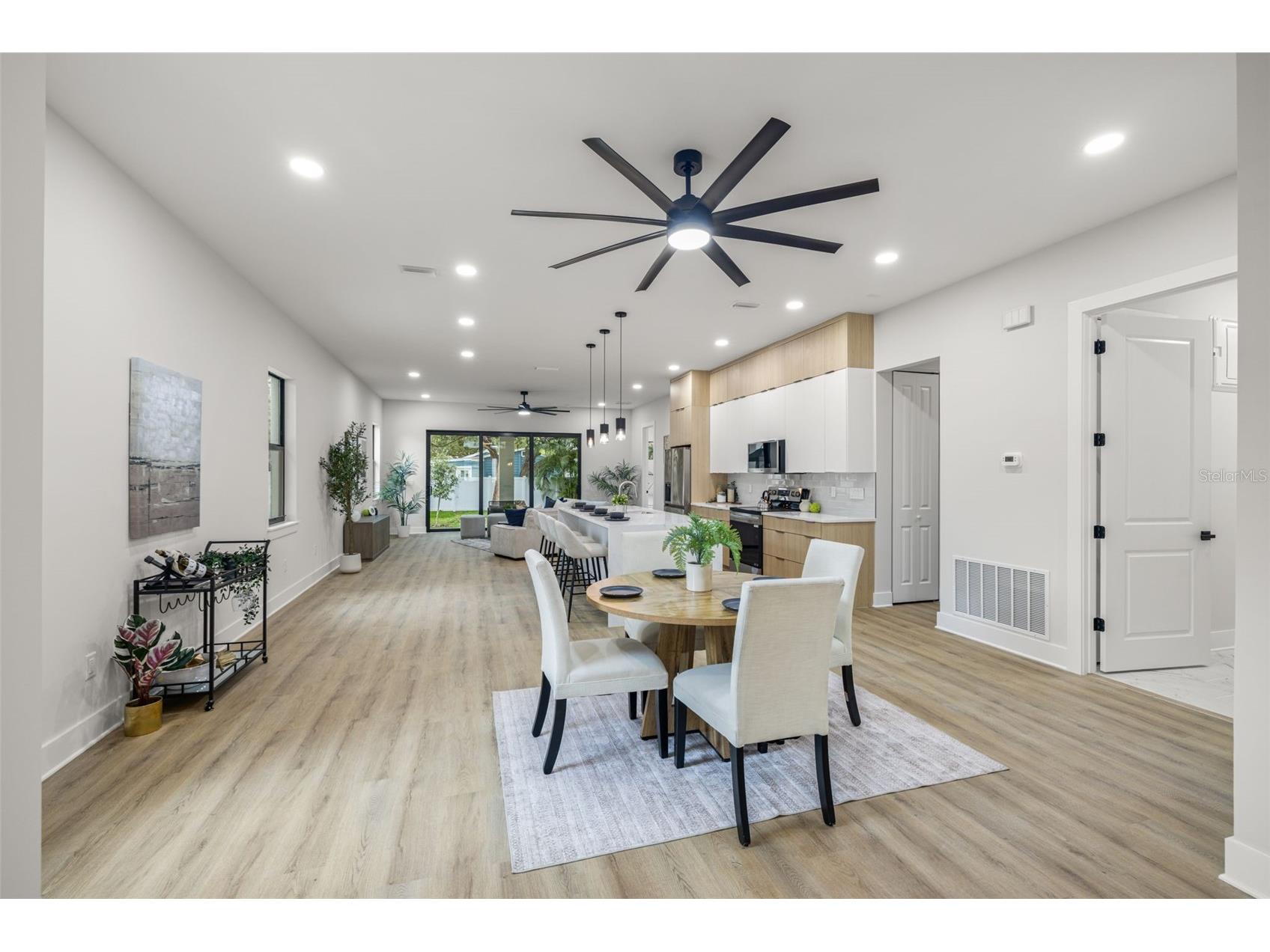 3211 W Ballast Point Boulevard Tampa FL 33611 TB8450249 image4