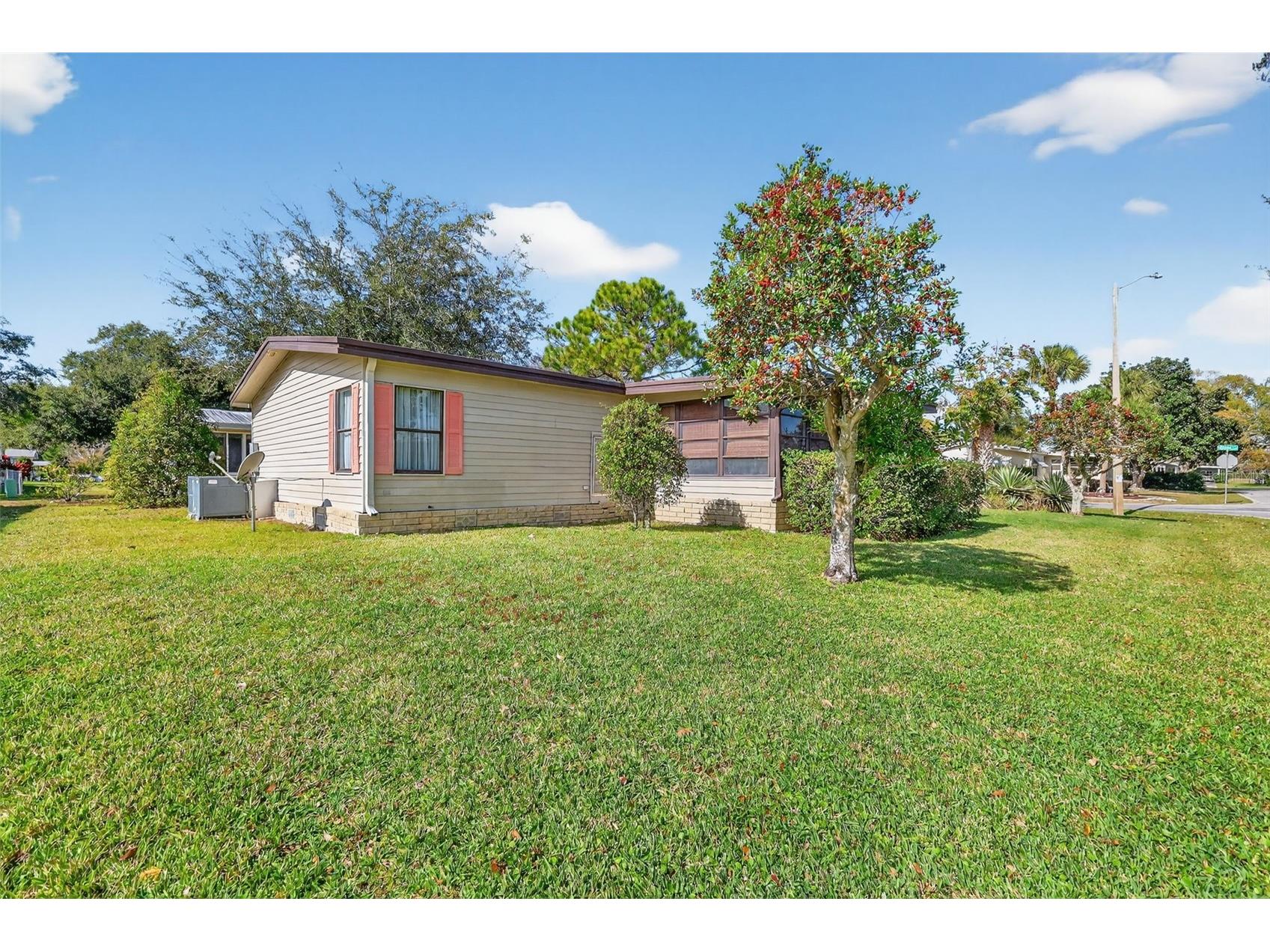 3211 Wekiva Road Tavares FL 32778 G5106733 image4
