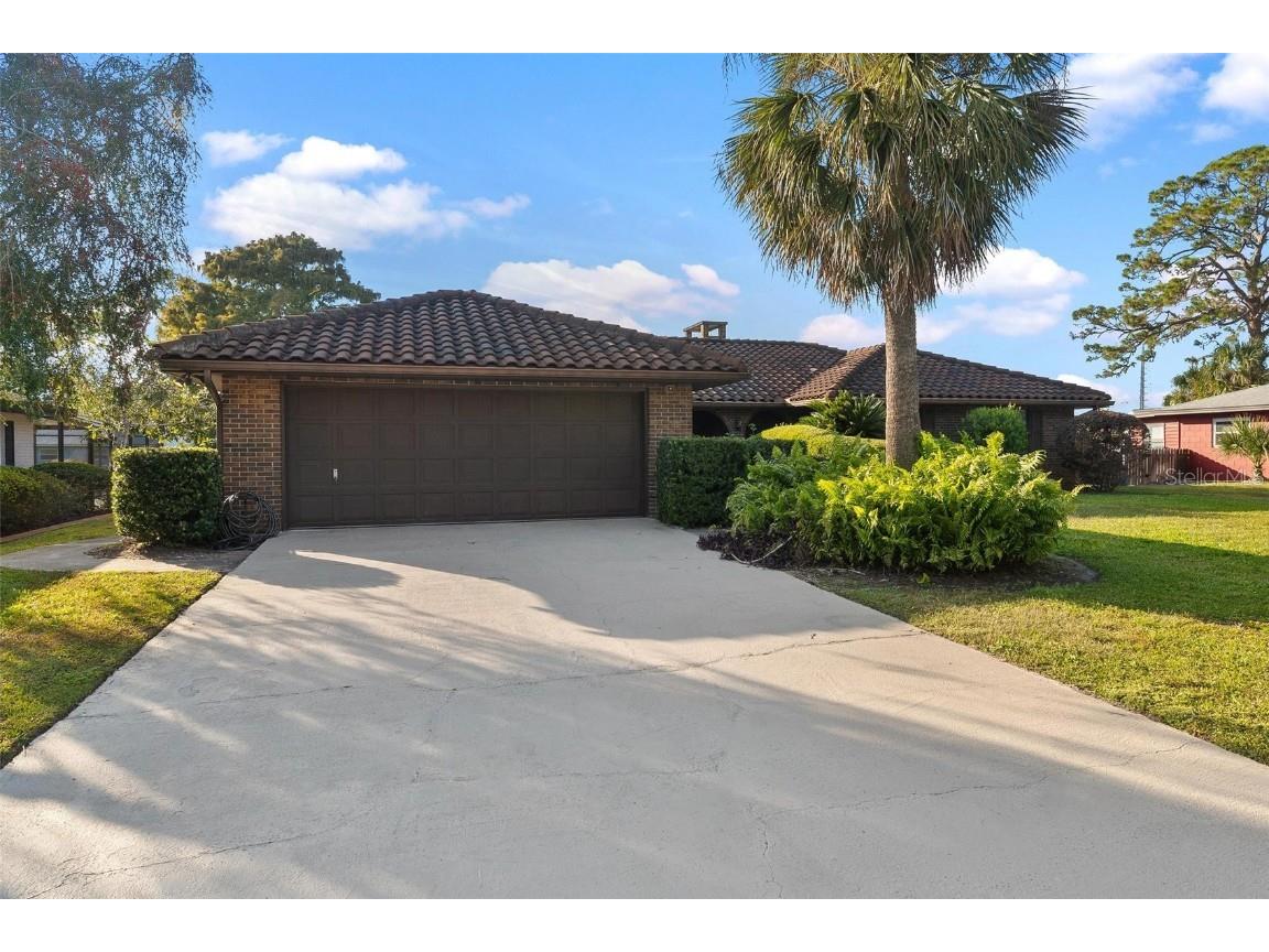 32119 Pike Street Tavares FL 32778 - HARRIS CHAIN OF LAKES G5103995 image6