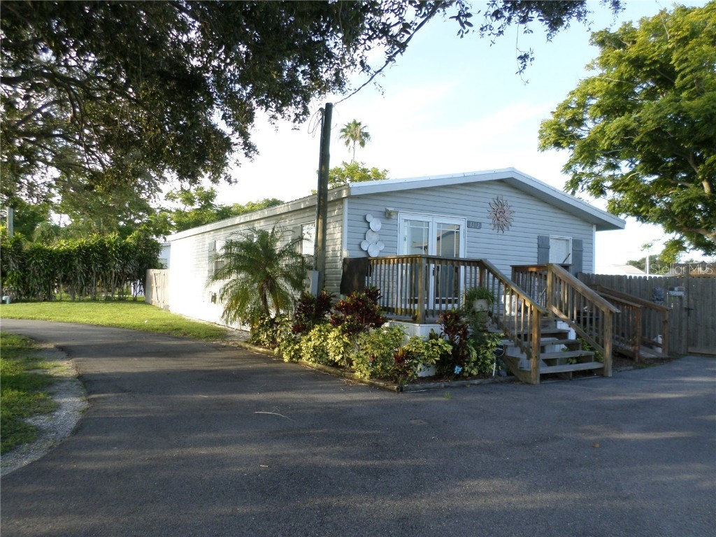 3212 18th Terrace Okeechobee FL 34974 - Canal OK222919 image1