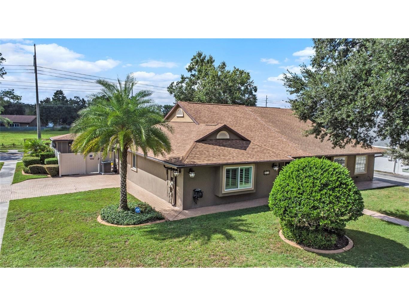 3212 Laurel Dale Drive Tampa FL 33618 TB8433301 image1