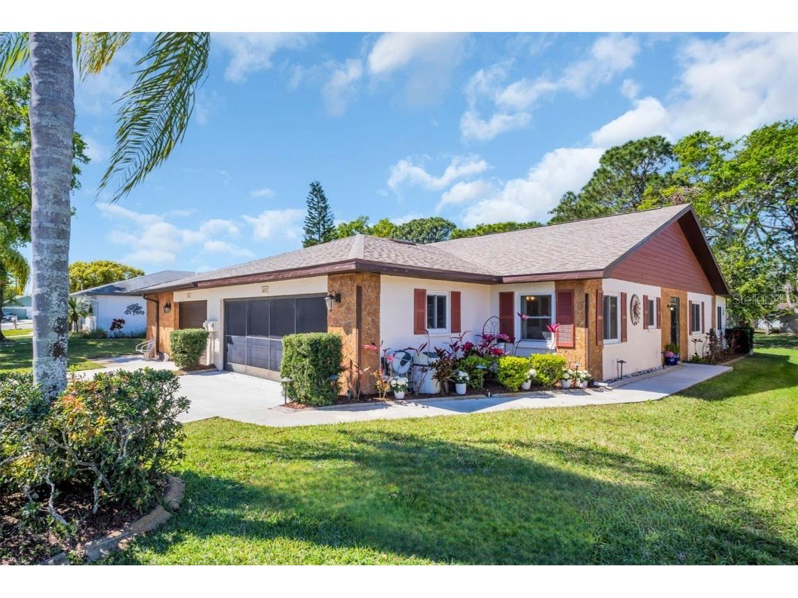 3212 Mcmath Drive Palm Harbor FL 34684 - LAKE TARPON TB8362654 image1