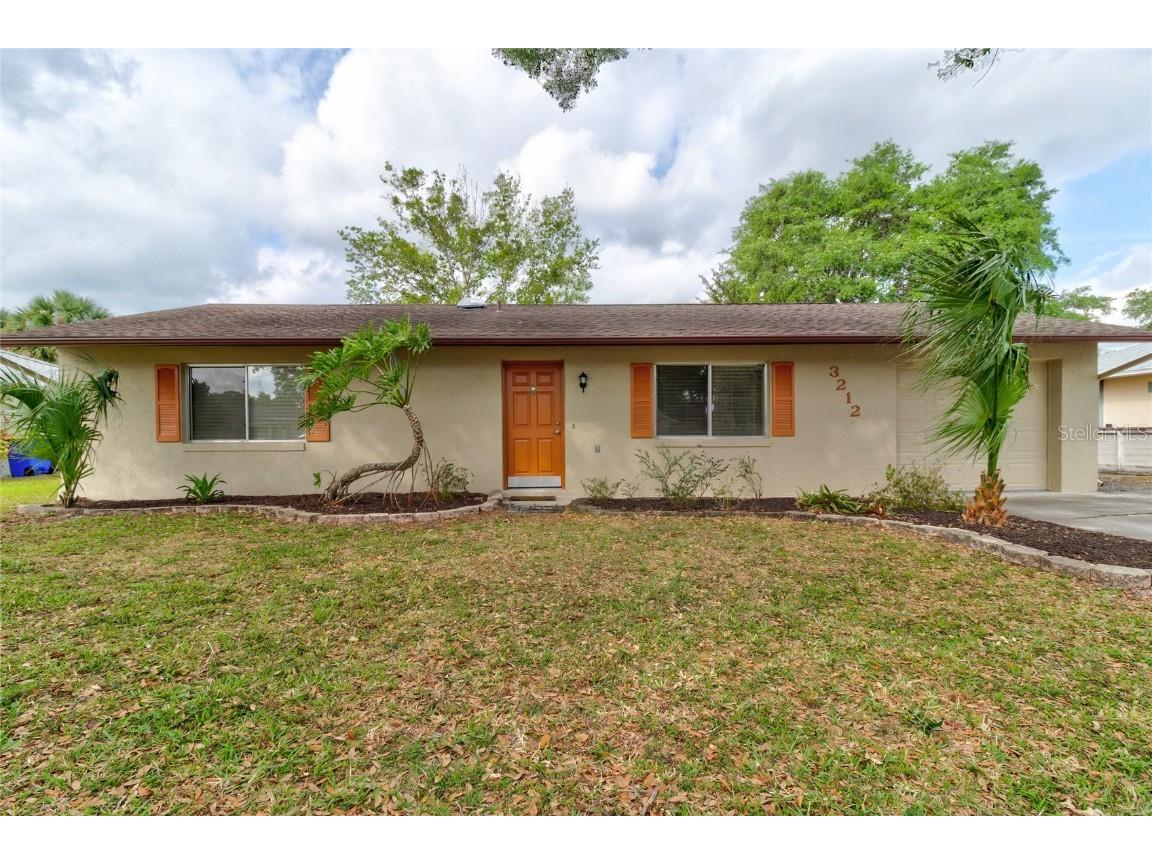 3212 Pine Tree Drive Edgewater FL 32141 O6100366 image1