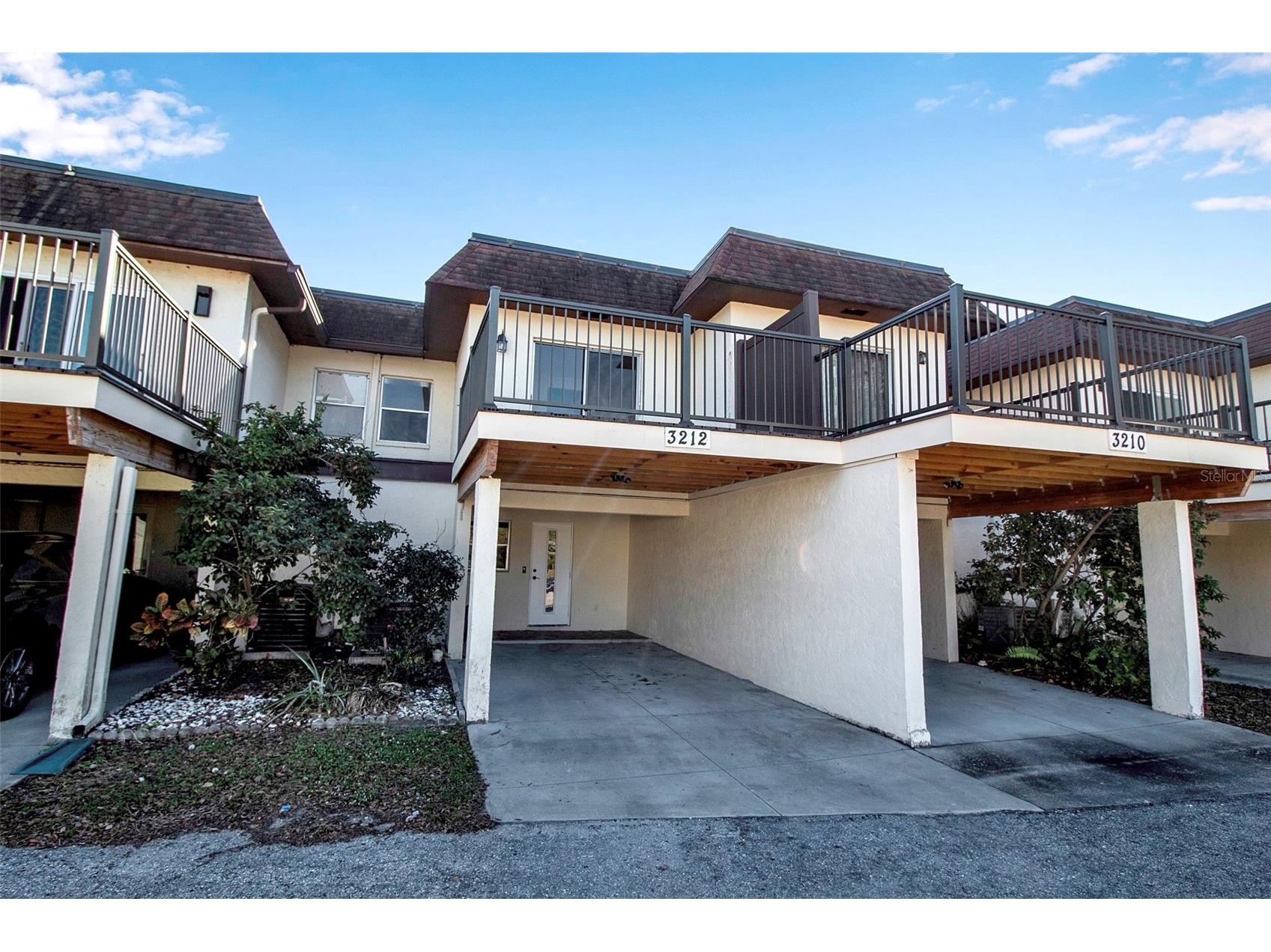 3212 Ramblewood Drive N #3212 Sarasota FL 34237 A4676758 image1