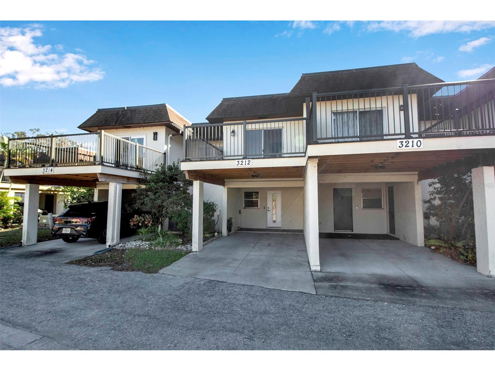 3212 Ramblewood Drive N #3212 Sarasota FL 34237 A4676758 image2