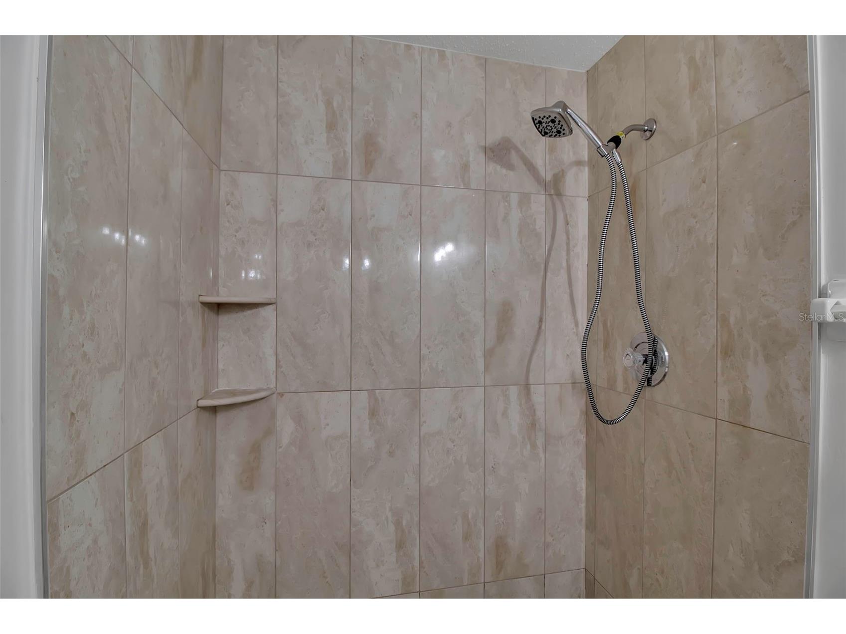 3212 Ramblewood Drive N #3212 Sarasota FL 34237 A4676758 image30