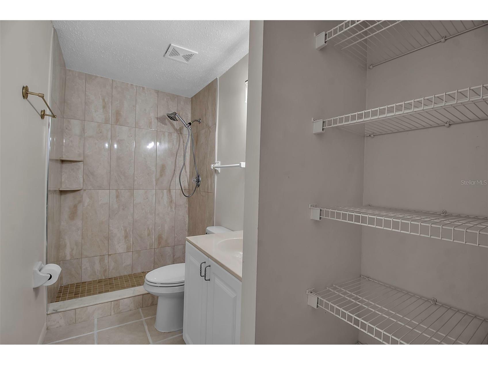 3212 Ramblewood Drive N #3212 Sarasota FL 34237 A4676758 image32